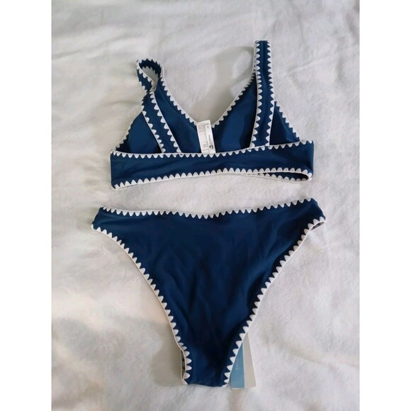 Cupshe Teal Blue Bikini Set White Embroidered Edge 2 Piece Set Size L NWT - Picture 5 of 10